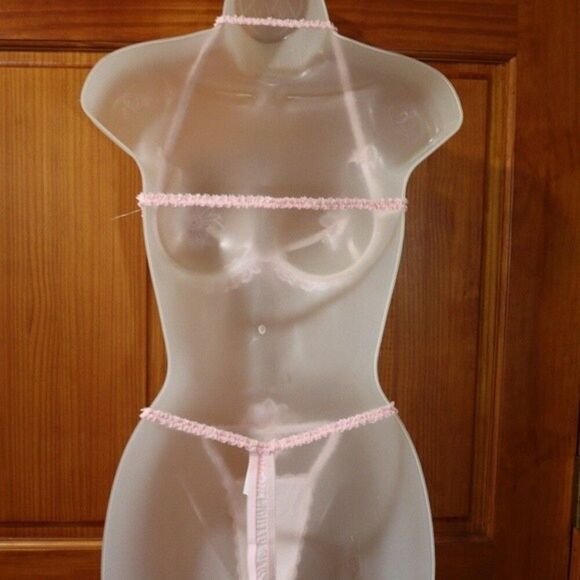 Frederick's of Hollywood Light Pink Floral Ruffle Sexy Cage Bra & Thong … - Picture 3 of 6